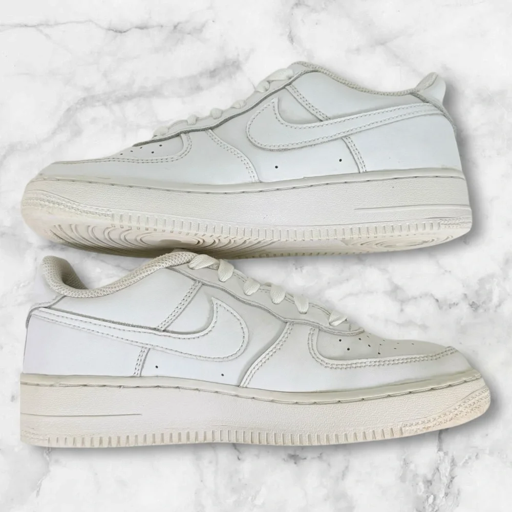 Nike Air Force 1 size 7Y
